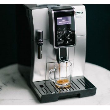 Machine à café espresso DeLonghi Dinamica FEB 3535.SB - Cafetières