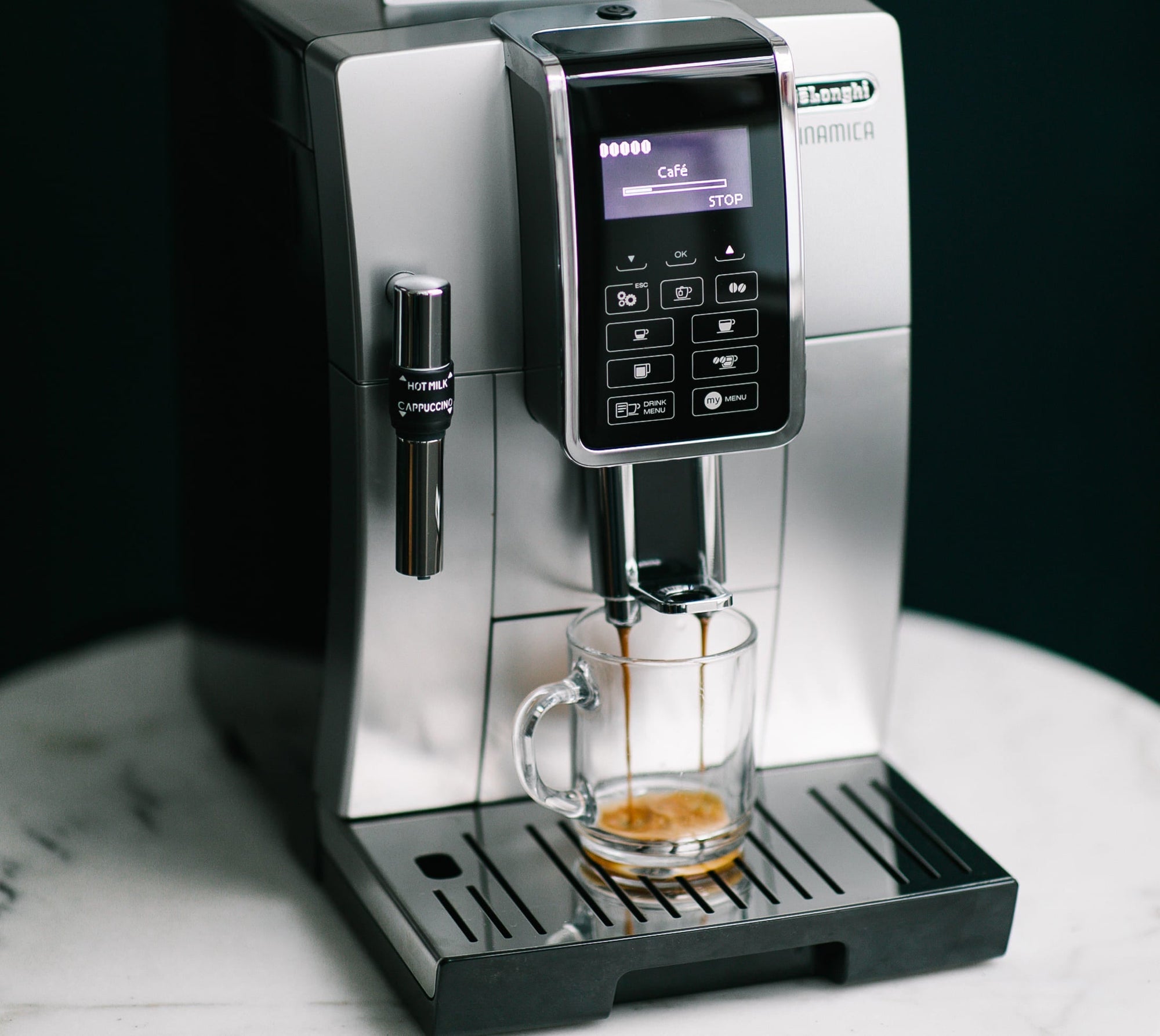 Comment détartrer sa machine automatique à espresso ? - Dose Family